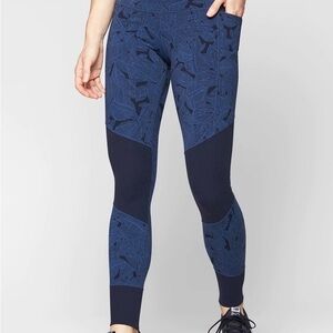 Athleta Women's Patterned Leggings in Navy